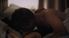 9. Секс сцена с Оливией Паленстейн – Девушка по вызову