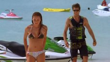 2. Тони Саблан и Джоанна Крупа в купальниках – Макс-разрушитель: Проклятие нефритового дракона