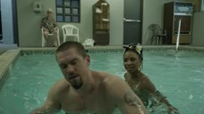 9. Секс с Шанолой Хэмптон в бассейне – Бесстыжие