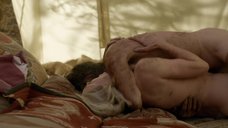 3. Секс с Кристин Келлогг Дэррин в палатке – Бесстыжие
