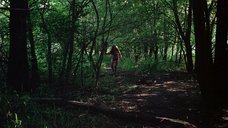 9. Полностью голая Камилль Китон после изнасилования в лесу – День женщины