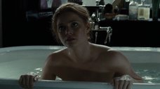 7. Секси Эми Адамс принимает ванну – Бэтмен против Супермена: На заре справедливости